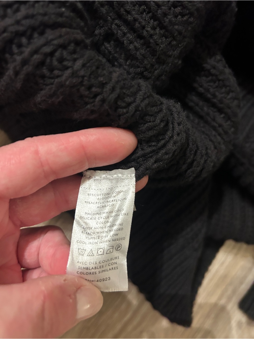 LOFT Black Cropped Ribbed Button-Up Cardigan - Picture 5 of 6